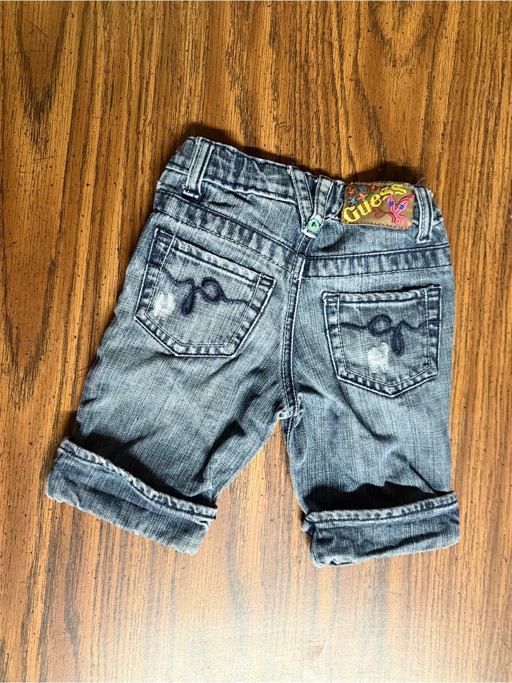 Vintage Y2K Guess Girls' Faded Blue Denim Rolled-Cuff Shorts